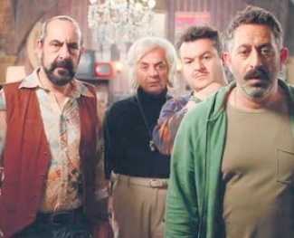 Cem Yılmaz hayatının şokunu yaşadı!