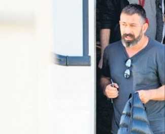 Cem Yılmaz'ın garajı dolup taşıyor!