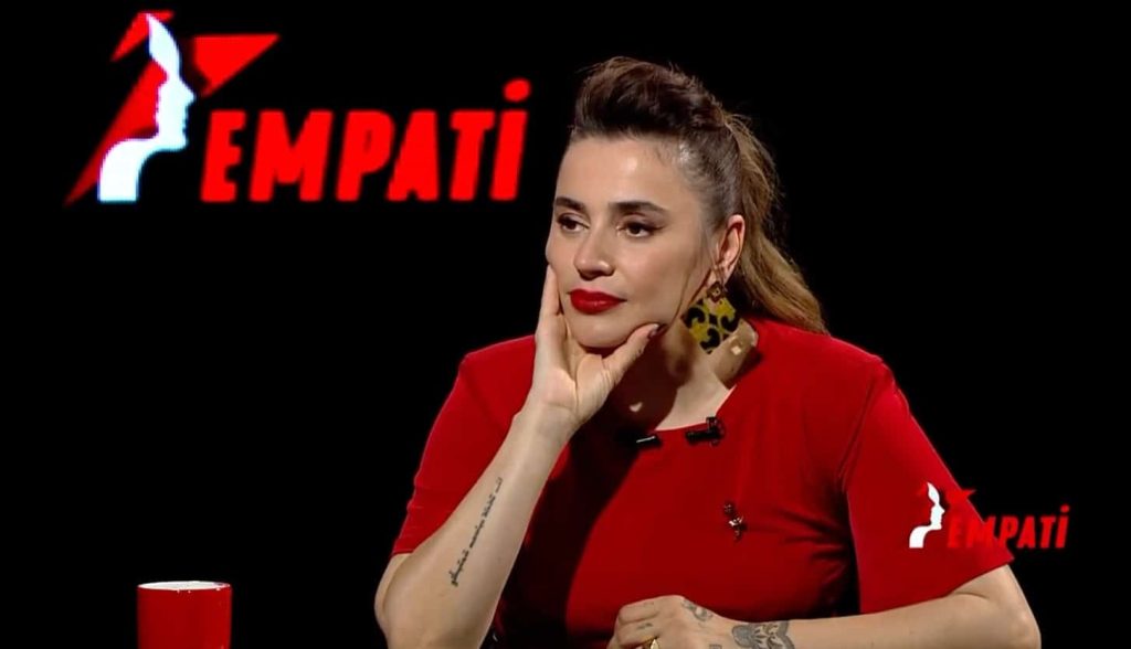 Ceylan Ertem: "Agorafobi ve panik atağım var!"