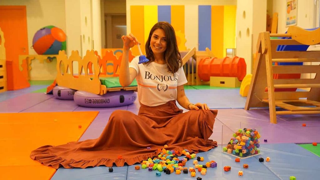 Çok Tatlı programının sunucusu değişti! Buse Varol neden ayrıldı?
