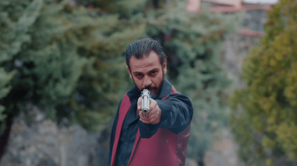 Çukur 10. Bölüm fragmanı yayınlandı. Vartolu Sultan'ın hayatını kurtarıyor