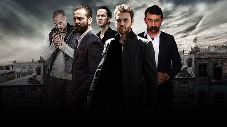 Çukur dizisi setinde koronavirüs önlemleri hiçe sayıldı!