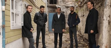Çukur son bölümde çalan "Baba Sözüm Var" şarkısı!