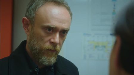 Çukur Yücel (Tansu Biçer) kimdir?