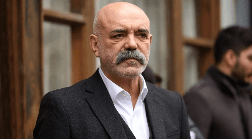 Çukur'un İdris Koçovalı'sı Ercan Kesal yönetmen koltuğuna oturuyor!
