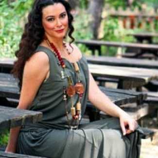 Dedesinin tavsiyesine uyuyor