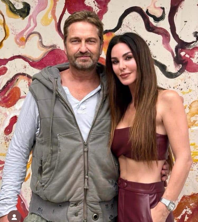 Defne Samyeli ile Gerard Butler New York'ta!