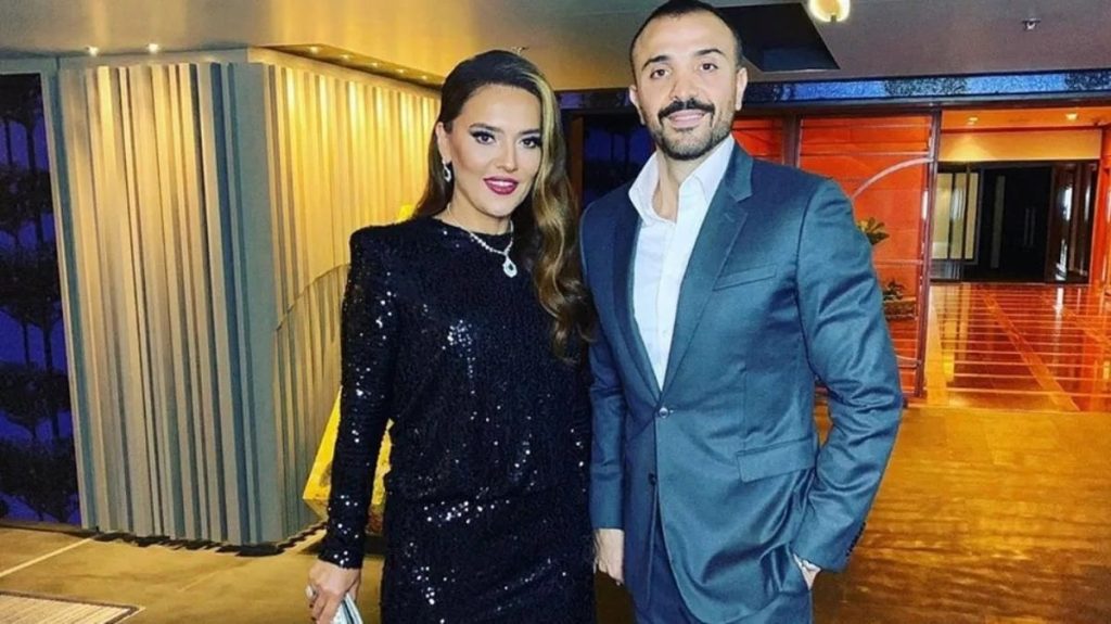 Demet Akalın ve Okan Kurt çiftinden deprem bölgesine yardım aracı!