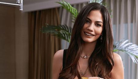 Demet Özdemir'den iddialı pozlar!