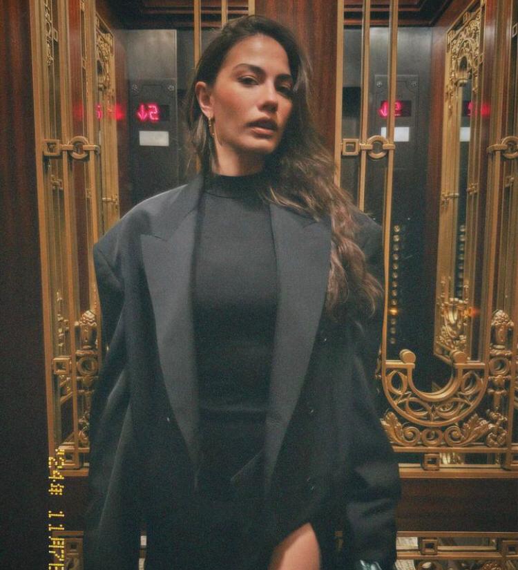 Demet Özdemir'in New York'tan yeni pozları!