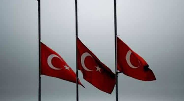 Deprem nedeniyle 7 günlük milli yas ilan edildi!
