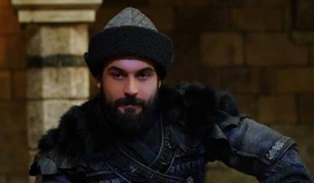 Diriliş Ertuğrul'da Albastı öldü! Ali Ersan Duru diziden ayrıldı...