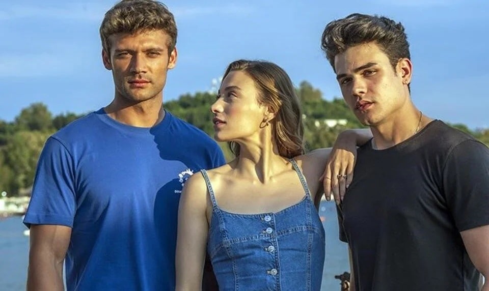 Dizi aşkı set arkasına da yansıdı! Dönence'nin Gece'si ve...