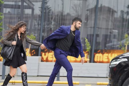 Tahir ve Farah engellere rağmen birbirlerinden kopamazlar!