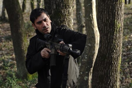 Pençe Timi ve Nadia karşı karşıya!