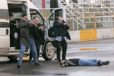Ekibimiz gençleri korumaya çalışacaktır!
