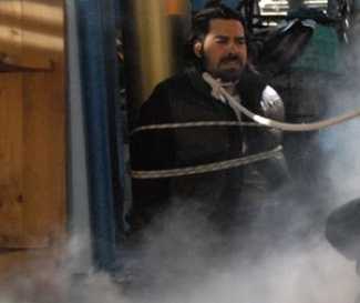 Murat ve Melek rehin alınıyor