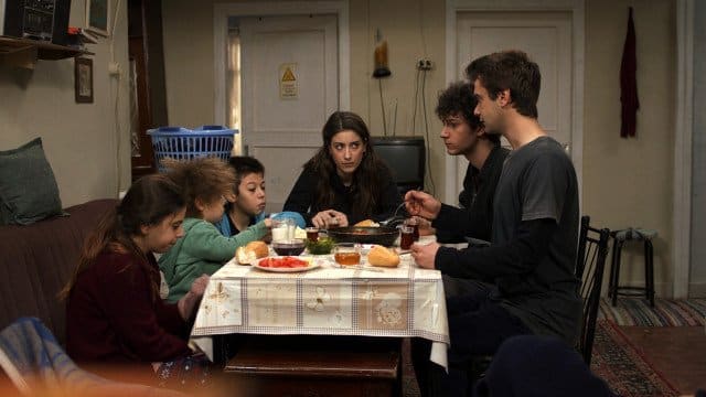 Barış Filiz'i ikna etmeye çalışıyor!