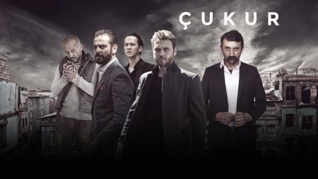 ÇUKUR KENETLENİYOR!
