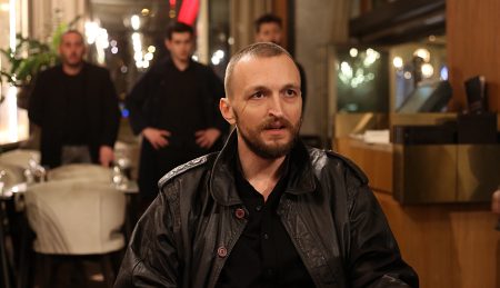 Elvis bütün dengeleri değiştirmeye geliyor!