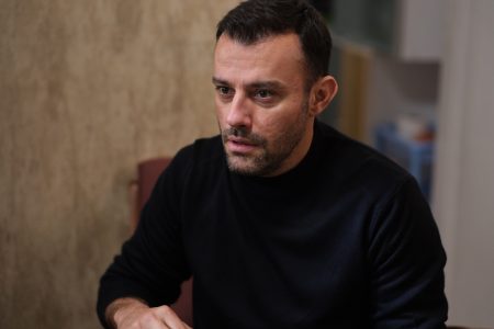 Mustafa sözünü tutmak için tehlikeli bir yola çıkar!