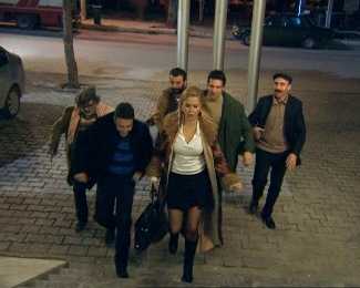 Düğünde Helga bombası
