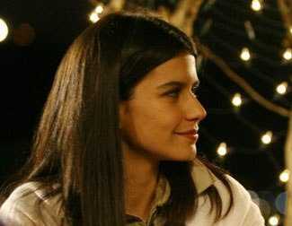 Kerim ve Fatmagül birlikte yemekte