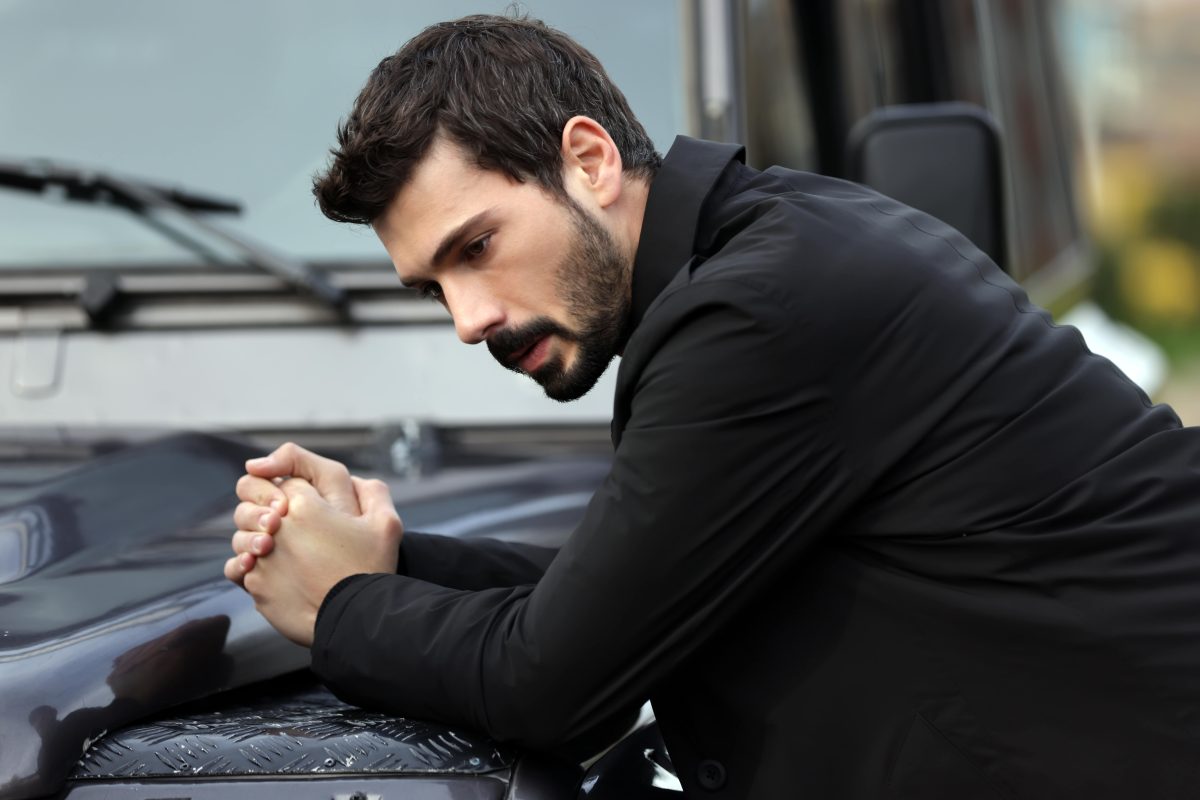 Halil İbrahim ve Zeynep’in aşkı her şeyin üstesinden gelecek midir?