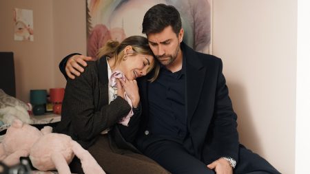 Ayşe hem emniyetteki görevini hem de kızı Duru’nun velayetini kaybeder!