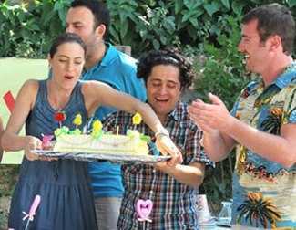 Aslı ve Güven hırsızların peşinde