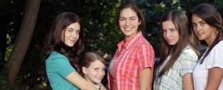 Elifin ani ölümü ile Küçük Kadınlar iyice parçalanır