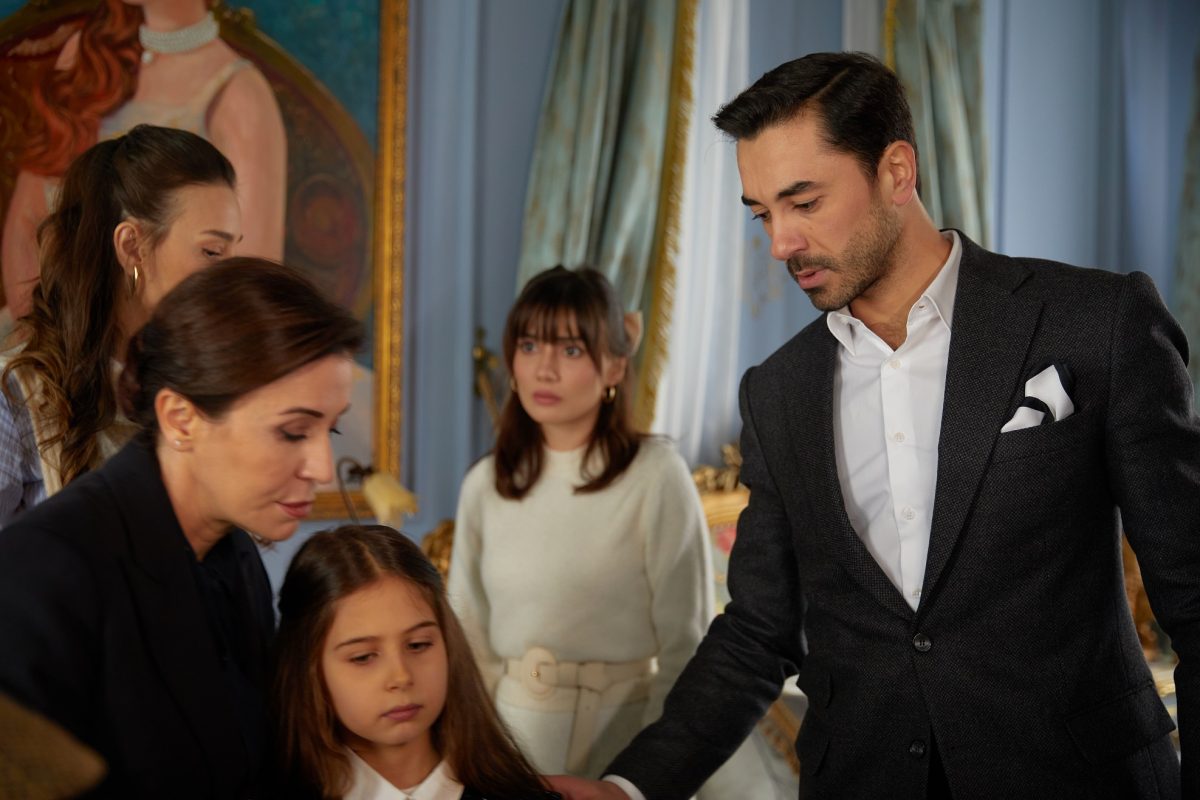 TRT 1’in yeni dizisi “Kül Masalı” ilk bölümüyle Perşembe akşamı ekran yolcuğuna başlıyor!