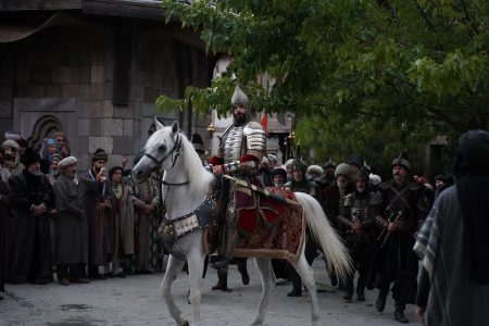 Grejuva ustası Konstantinos’a istediğini verebilecek mi?