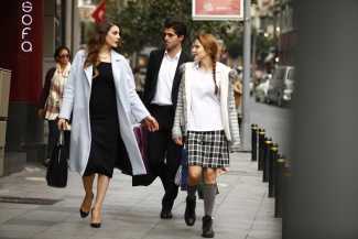 Cihan ve Dilara evliliklerini sorguluyor.