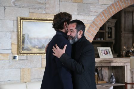 Adnan Rüçhan’ı evlatlarıyla sınamaya devam edecektir!