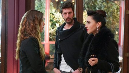 Ender dibe doğru sürükleniyor!