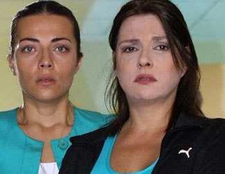 Leyla büyük bir acının ortasında