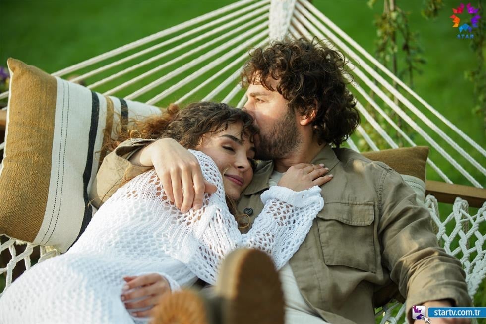 Kemal ve Harika güzel bir günle aşklarını tazelerler!