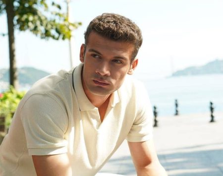 Duy Beni Kanat kimdir? Caner Topçu kimdir?