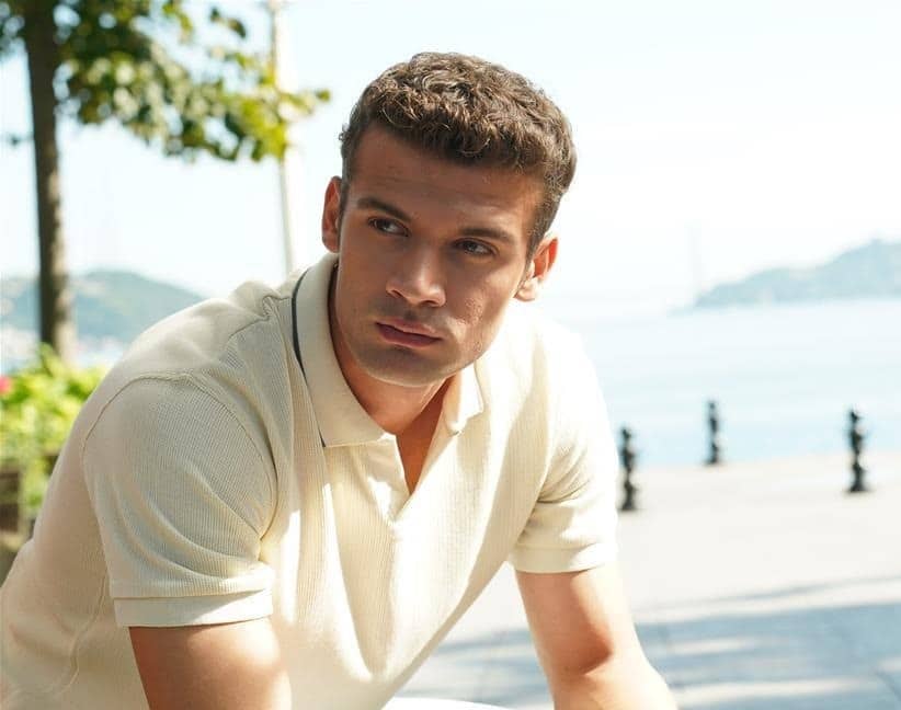 Duy Beni Kanat kimdir? Caner Topçu kimdir?