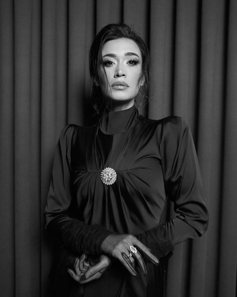 Ecem Özkaya
