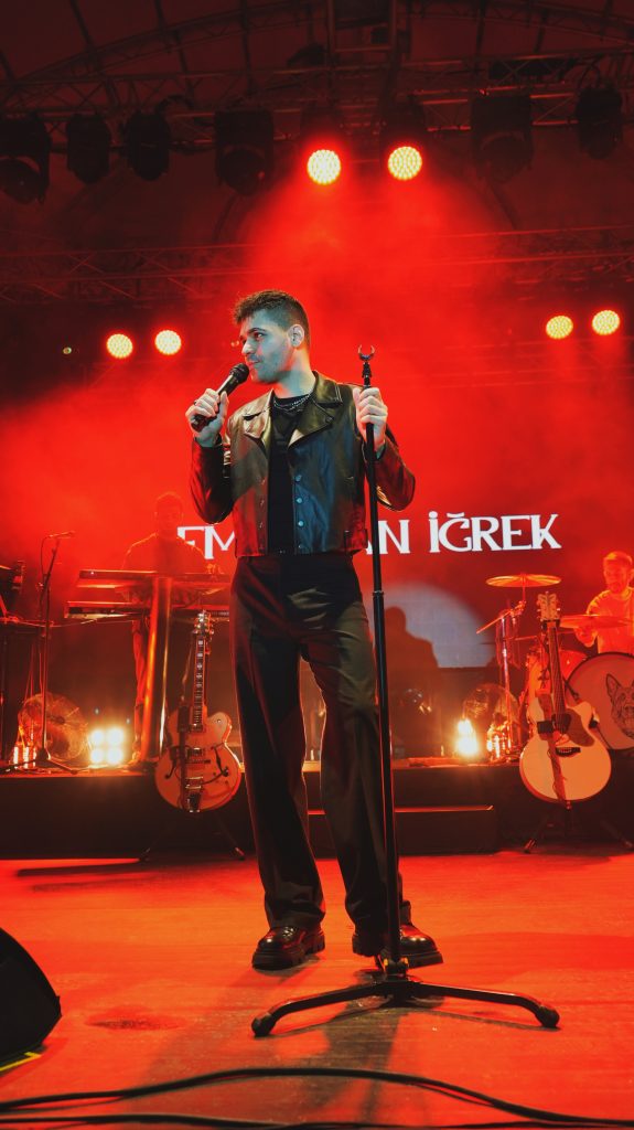 Emir Can İğrek rüzgarı esti