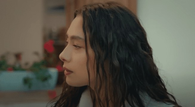 Engin Akyürek ve Neslihan Atagül’ün Sefirin Kızı dizisinden yeni bölüm fragmanı yayınlandı! Engin Akyürek ve Neslihan Atagül'ün Sefirin Kızı dizisinden yeni bölüm fragmanı yayınlandı!