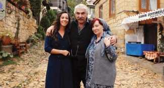 Erdal Özyağcılar'ın kızı Zeynep yeni projesiyle karşınızda!