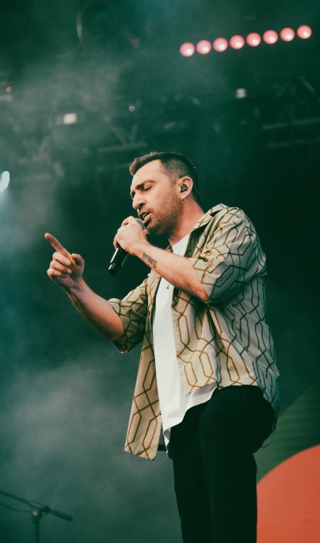 Erdem Yener hem coştu hem coşturdu