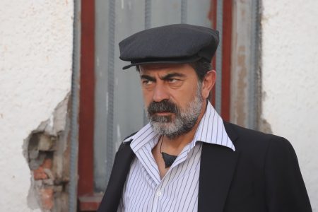 Erkan Bektaş ‘Kara Ağaç Destanı’nda! Alaz Ahmet’in gelişiyle Celal Ağa’nın geçmişi açığa çıkıyor!
