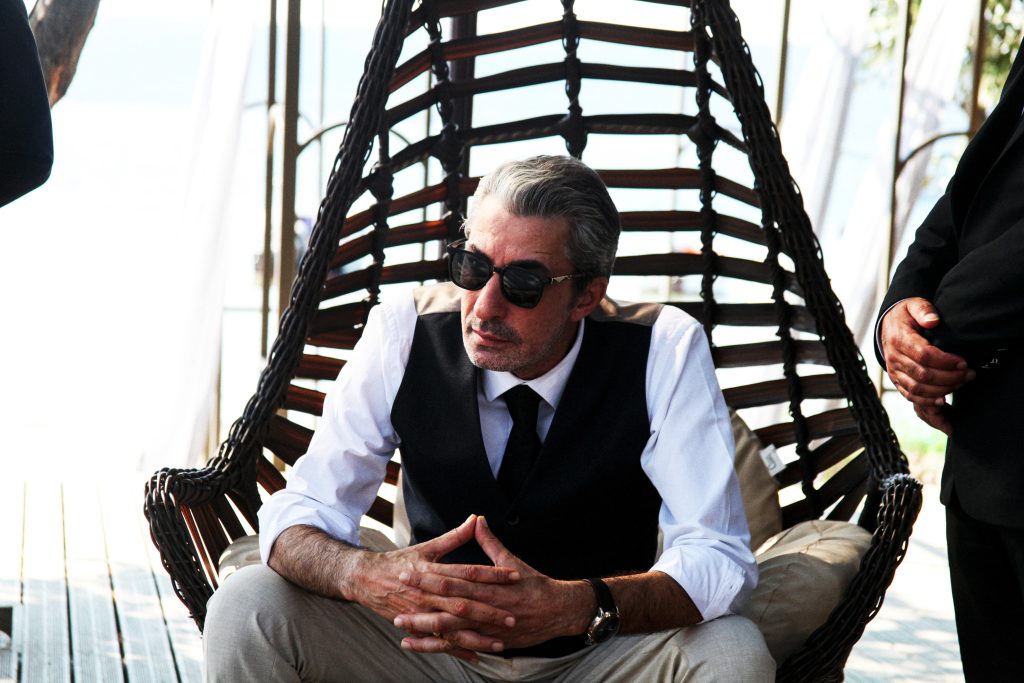 Erkan Petekkaya ilk kez absürt komedide!
