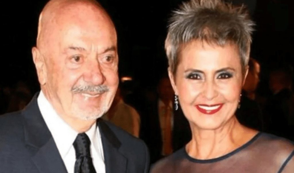 Erkan Yolaç’ın eşi Asuman Tuğberk hayatını kaybetti Erkan Yolaç'ın eşi Asuman Tuğberk hayatını kaybetti