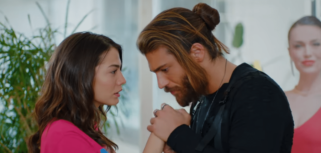 Erkenci Kuş 36. bölüm fragmanı yayınlandı! Can Sanem'e evlenme teklifi ediyor..