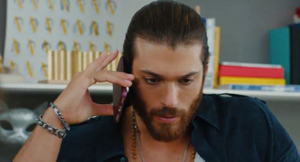 Erkenci Kuş'un Can'ı Can Yaman kendisine yorum yapan takipçilerini ti'ye aldı!